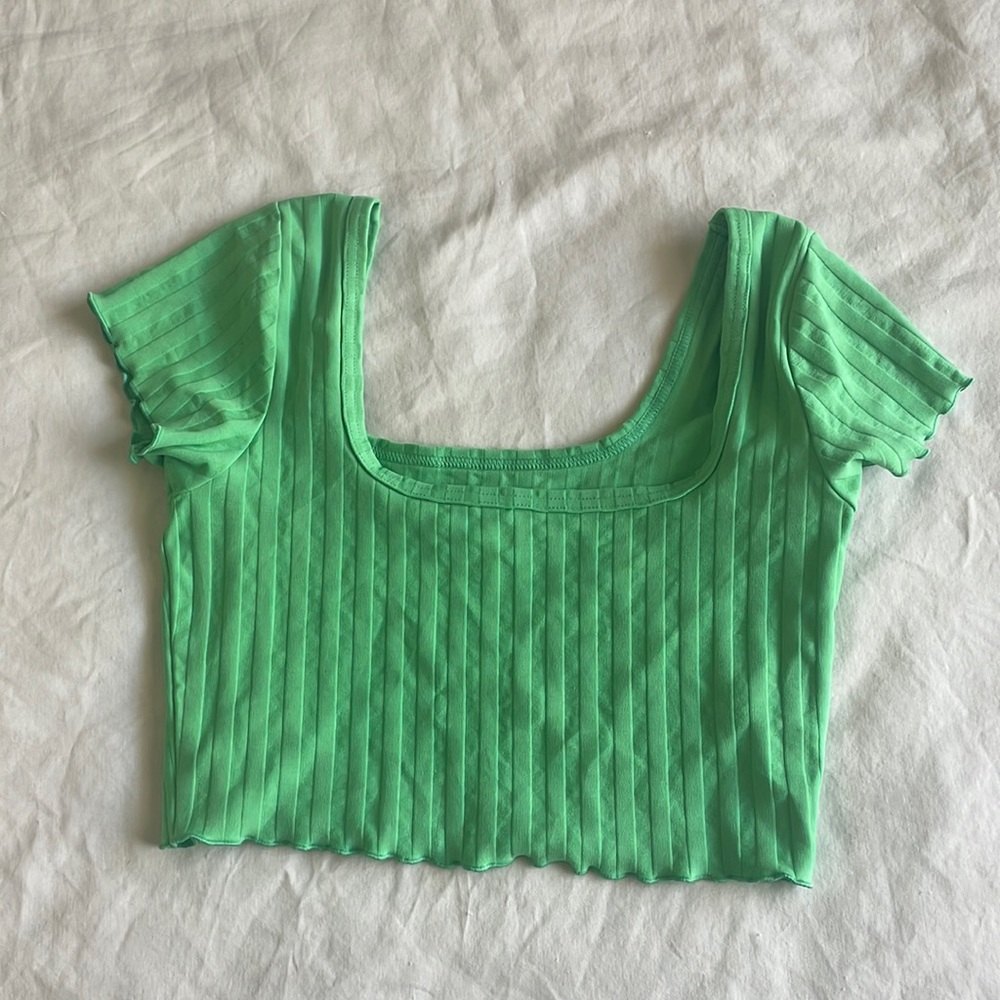 Size Medium green Aerie crop top